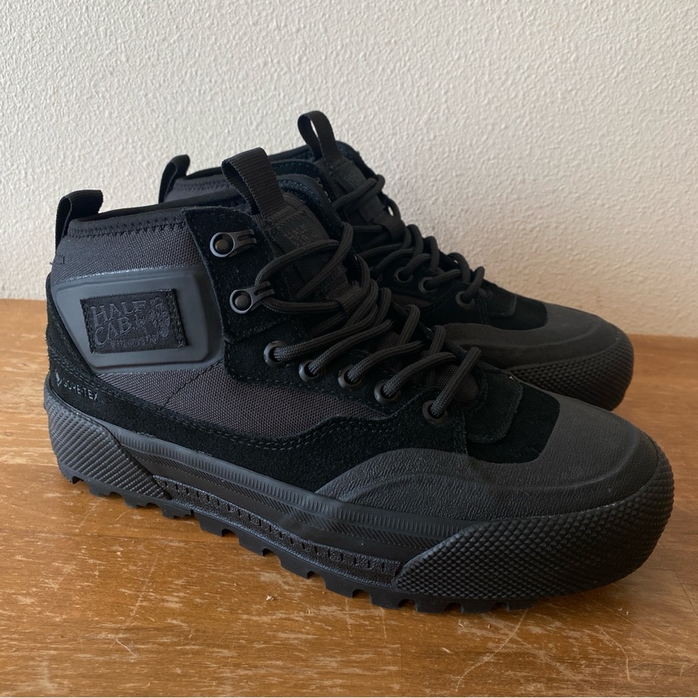 Vans Half Cab MTE Gore Tex Winter Boot Triple Black $230 - Size Mens 6.5